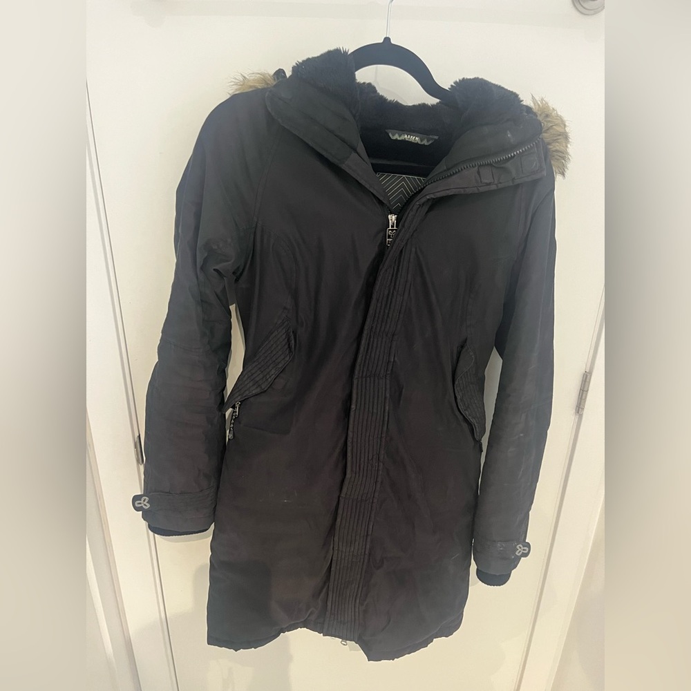 Aritzia TNA Women's Black Winter Coat- XS